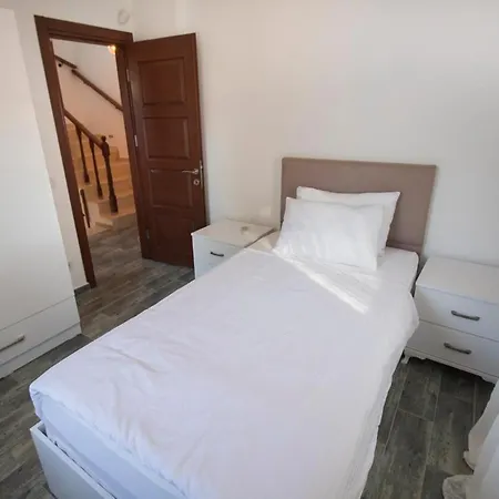 Enjoy 4br Wprivate Garden In Trkbk Bodrum