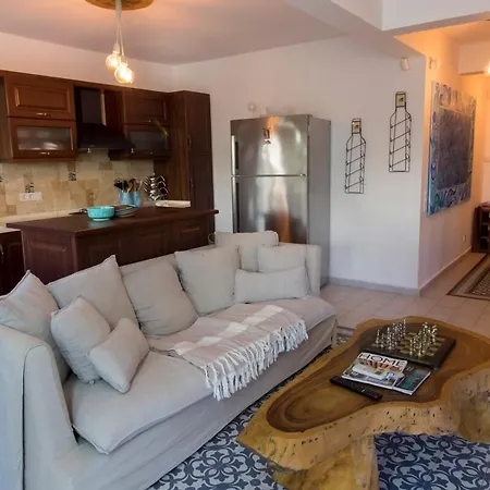 빌라 Enjoy 4br Wprivate Garden In Trkbk