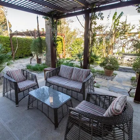 Enjoy 4br Wprivate Garden In Trkbk