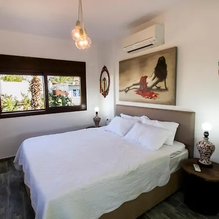 Enjoy 4br Wprivate Garden In Trkbk 빌라