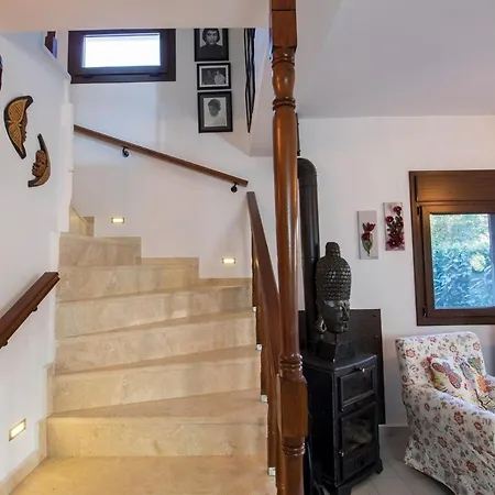 Vila Enjoy 4br Wprivate Garden In Trkbk